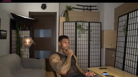 Snapshot of ostine_brown chatting on June 3, 5:18 pm Ostine Brown online show from June 3, 5:18 pm
