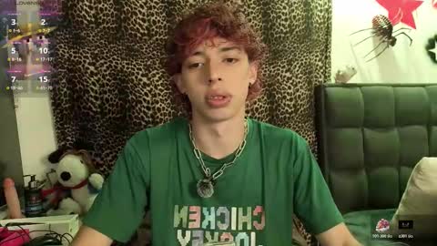 Snapshot of otter_star chatting on March 1, 3:52 am Princces Albert online show from March 1, 3:52 am