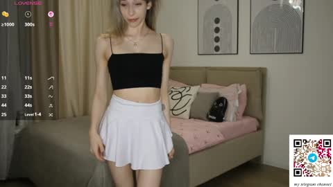 Anne online show from April 1, 10:07 pm