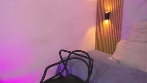 Otto Andrew online show from March 26, 4:07 am