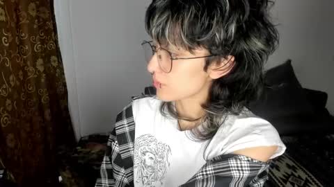 Snapshot of ottoyan_ chatting on September 16, 9:27 pm Otto 3 online show from September 16, 9:27 pm