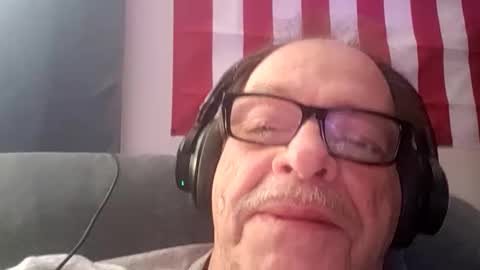 ou8124824 online show from December 13, 8:14 pm