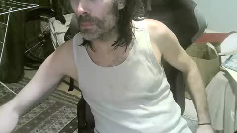 ouinnybis195625 online show from October 12, 2:43 am