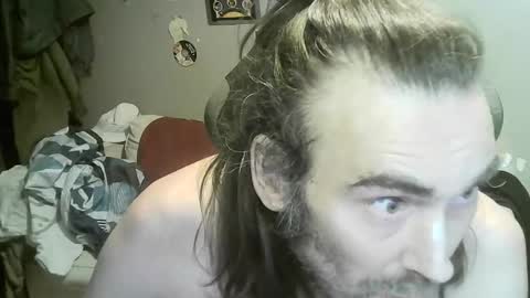 ouinnybis195625 online show from December 19, 6:20 am