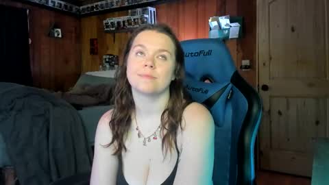 ourlittlesecret2269 online show from April 14, 1:22 am