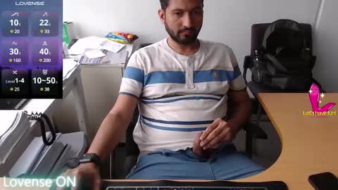 outdoornakedguy11_007 online show from January 12, 9:40 pm