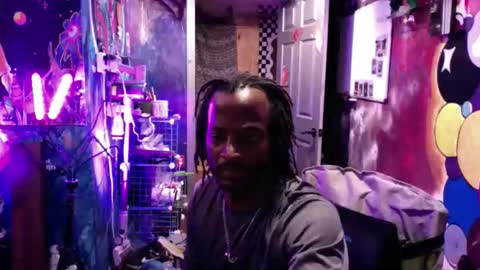 Dude online show from May 23, 8:29 am