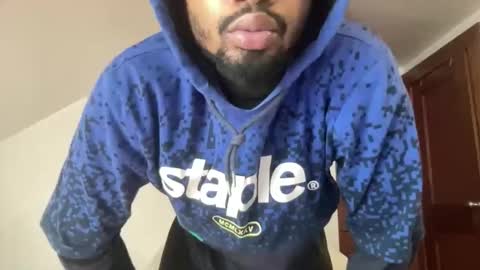 outofhisleague_ online show from December 1, 5:40 pm