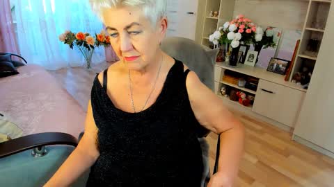 Alla online show from March 10, 1:05 pm