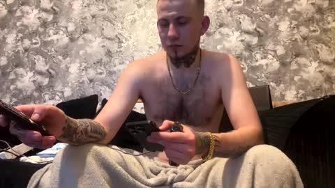 Owen kayz online show from November 30, 12:14 am