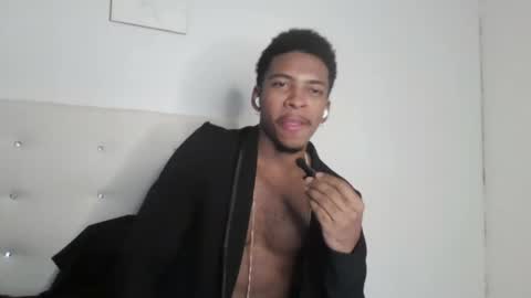 Owen online show from December 5, 2:09 am