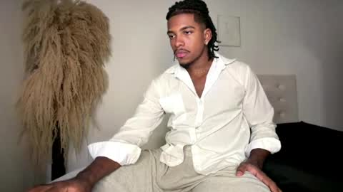 Owen online show from April 21, 1:42 am