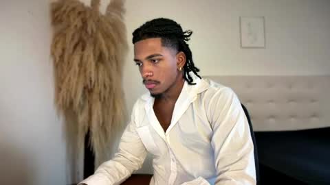 Owen online show from April 28, 10:37 pm