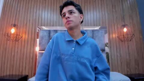 Owen Johnson online show from December 4, 11:41 am