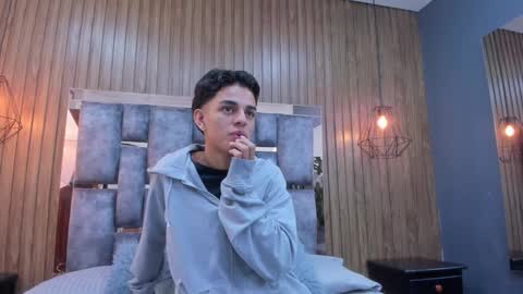 Owen Johnson online show from December 15, 11:58 am