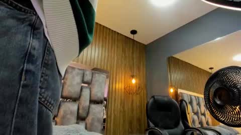 Owen Johnson online show from February 28, 11:55 am