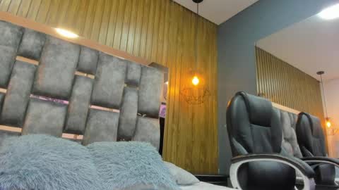 Owen Johnson online show from March 28, 11:10 am