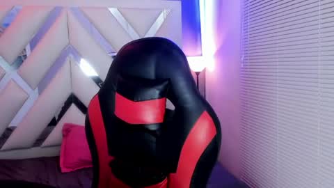 owen blaze online show from June 1, 3:19 am