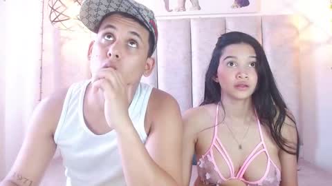 Snapshot of owenandrosecs chatting on September 20, 6:53 pm Owen and Rose online show from September 20, 6:53 pm