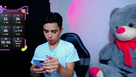 Owen  Independent model  online show from April 19, 2:11 am