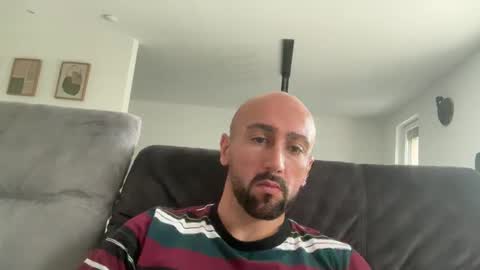 Snapshot of oxlade59 chatting on October 25, 11:07 am oxlade59 online show from October 25, 11:07 am
