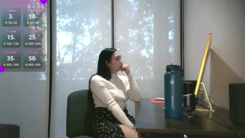 ozhmara online show from December 1, 1:49 pm