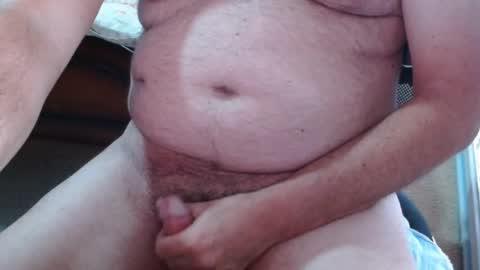 Snapshot of ozzieozzieoi chatting on March 11, 1:16 am HairyolOz online show from March 11, 1:16 am