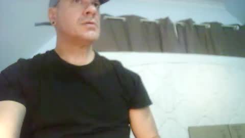 ozzispandex online show from April 19, 3:33 pm