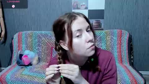 Ella online show from September 18, 6:37 am