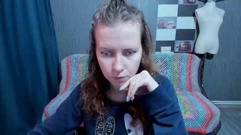 Ella online show from March 14, 6:30 am