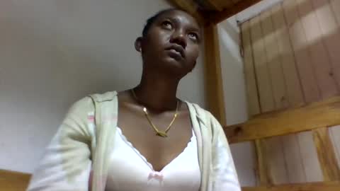 Snapshot of paatriy chatting on February 16, 5:25 am paatriy online show from February 16, 5:25 am