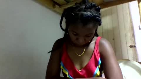 Snapshot of paatriy chatting on March 7, 6:49 pm paatriy online show from March 7, 6:49 pm