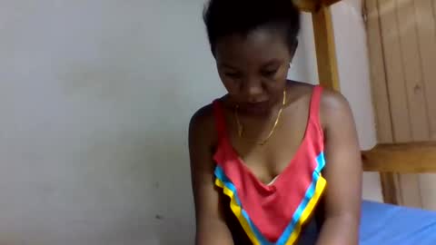 Snapshot of paatriy chatting on March 19, 8:35 pm paatriy online show from March 19, 8:35 pm