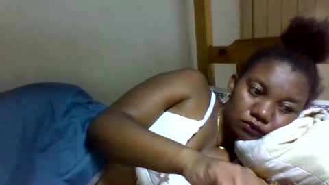 Snapshot of paatriy chatting on March 21, 8:23 pm paatriy online show from March 21, 8:23 pm