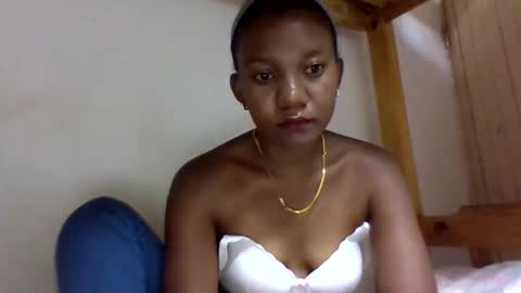 Snapshot of paatriy chatting on March 22, 8:29 am paatriy online show from March 22, 8:29 am
