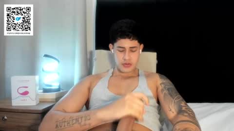 Javi    online show from October 24, 3:25 am