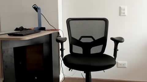 Snapshot of pablo_rincon95 chatting on December 7, 2:24 pm pablo rincon95 online show from December 7, 2:24 pm