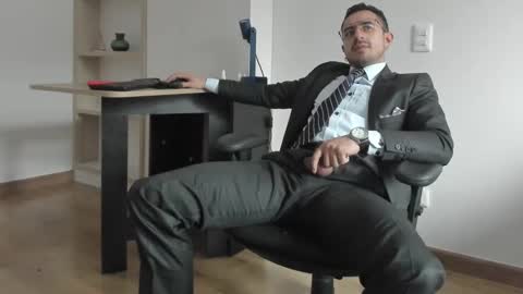 Snapshot of pablo_rincon95 chatting on February 3, 7:52 pm pablo rincon95 online show from February 3, 7:52 pm