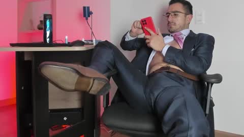 Snapshot of pablo_rincon95 chatting on February 4, 11:59 pm pablo rincon95 online show from February 4, 11:59 pm