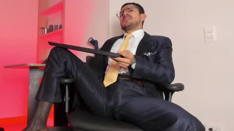 Snapshot of pablo_rincon95 chatting on February 23, 12:05 pm pablo rincon95 online show from February 23, 12:05 pm