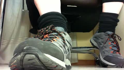 Pablo Meness online show from March 3, 6:44 pm