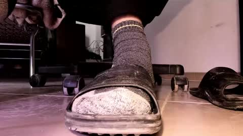 Snapshot of pablomenesssl chatting on May 8, 7:14 am Pablo Meness online show from May 8, 7:14 am