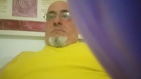 Snapshot of pacobix53 chatting on May 15, 10:50 pm Fran55bcn online show from May 15, 10:50 pm
