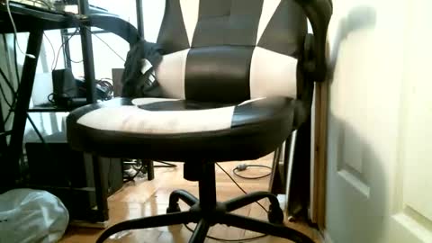 Snapshot of padrastr069 chatting on February 16, 12:12 pm padrastr069 online show from February 16, 12:12 pm