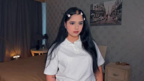 Snapshot of pagecapes chatting on April 8, 1:22 pm Page online show from April 8, 1:22 pm