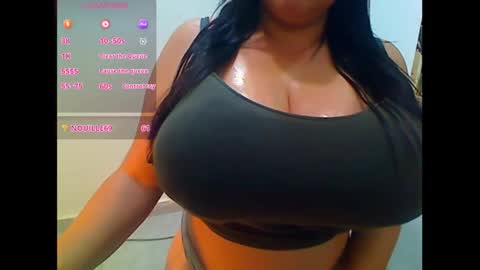 paolabigttits online show from June 2, 6:32 pm