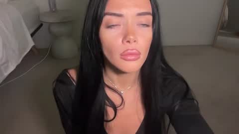 Snapshot of paigemckinnon chatting on July 27, 7:15 am paigey xxx link in bio online show from July 27, 7:15 am