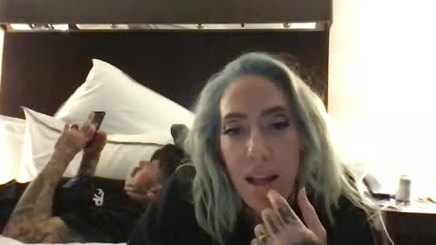 Snapshot of paigesixx_charlievicious chatting on September 14, 9:52 am paigesixx_charlievicious online show from September 14, 9:52 am