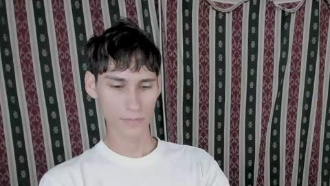 Alexander Grigori online show from April 15, 9:15 pm