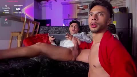 LIAN AND JACK online show from October 16, 4:02 am